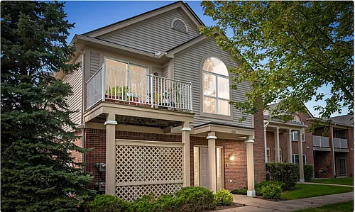 8201 Chesapeake Cir #8201 Photo 1