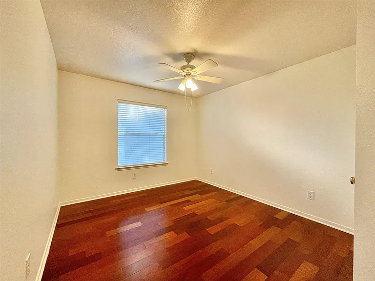 11 Dalea Pl — Photo 43