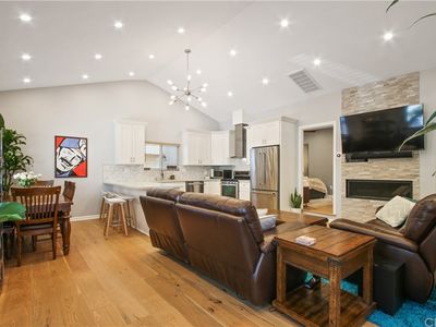 6158 Glen Oak St, Los Angeles, CA, 90068