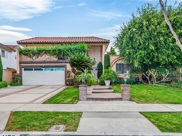 1100 Tulare Dr, Costa Mesa, CA 92626