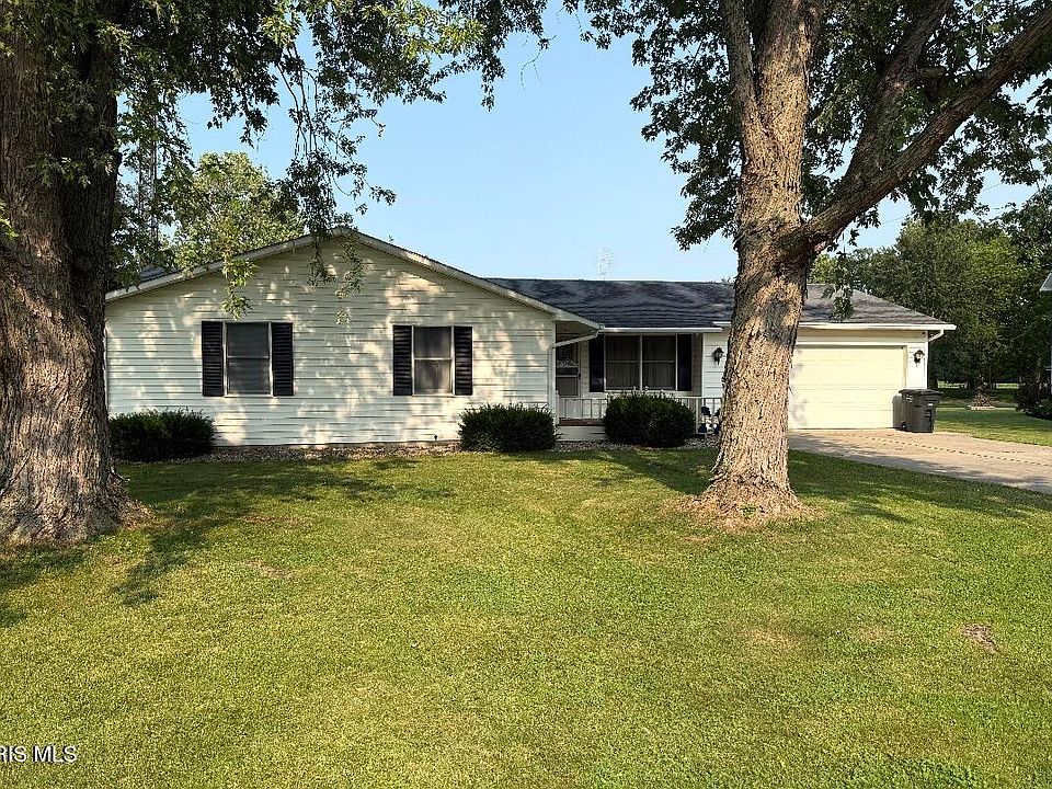 1st image of 509 Walnut Ln