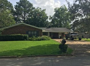 2511 Buckner St, Tupelo, MS 38801