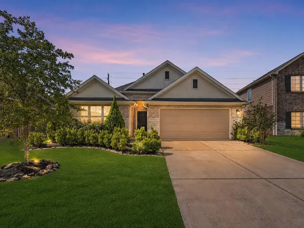 1943 Village Orchard Ln, Brookshire, TX 77423
