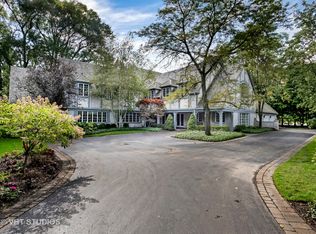 340 Old Farm Rd, Northfield, IL 60093