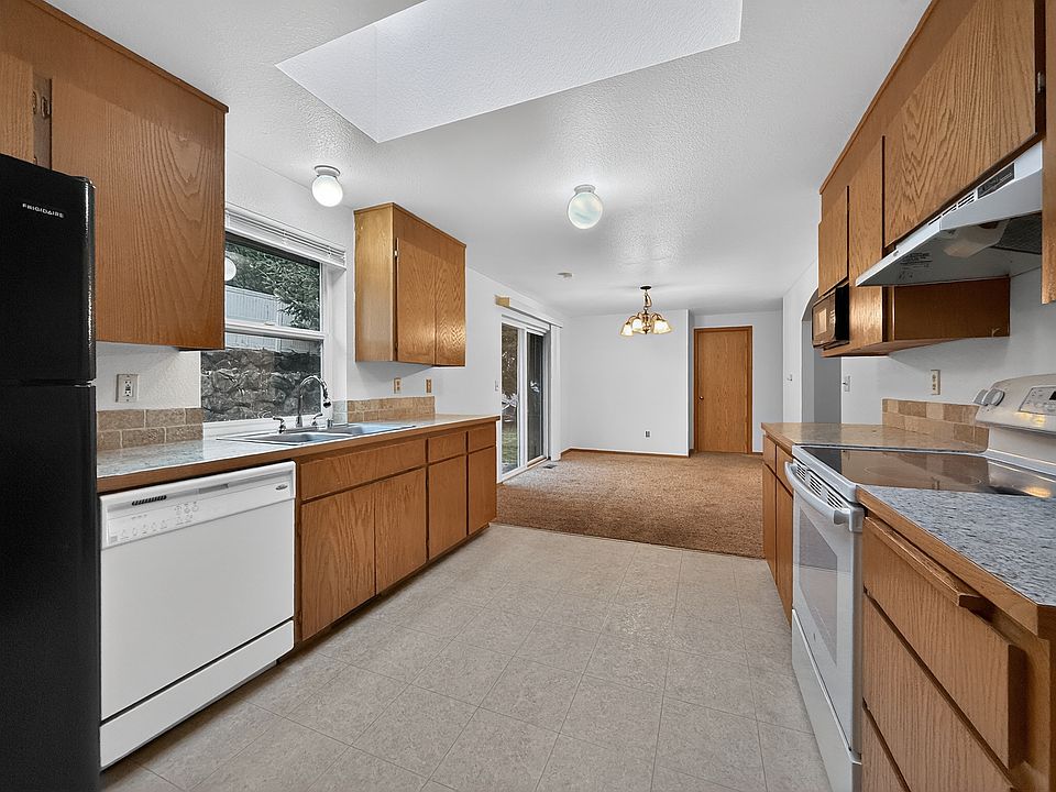 1st image of 15210 95th Avenue Ct E