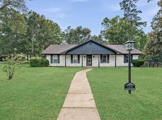 108 Timberlane Dr, Silsbee, TX 77656