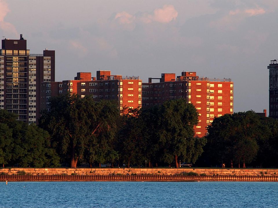 1st image of 4970 N Marine Dr #1111