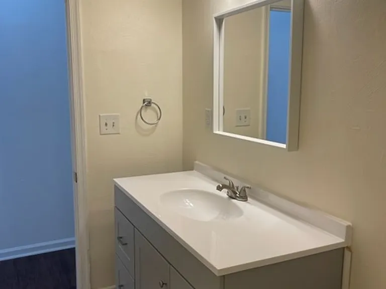 362 Ridgewell Ave #C — Photo 14