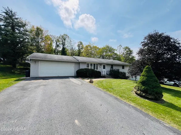 39 Park Dr, Lock Haven, PA 17745