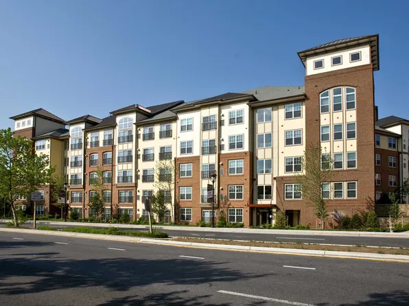 Mosaic at Metro, 6210 Belcrest Rd #7-107, Hyattsville, MD 20782