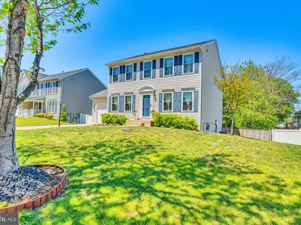 4735 Queens Grove St, White Plains, MD 20695