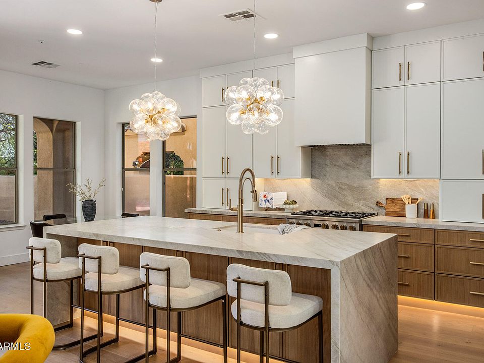 1st image of 9305 E CANYON VIEW Road