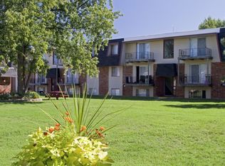 2072 E Bennett St #E11, Springfield, MO 65804