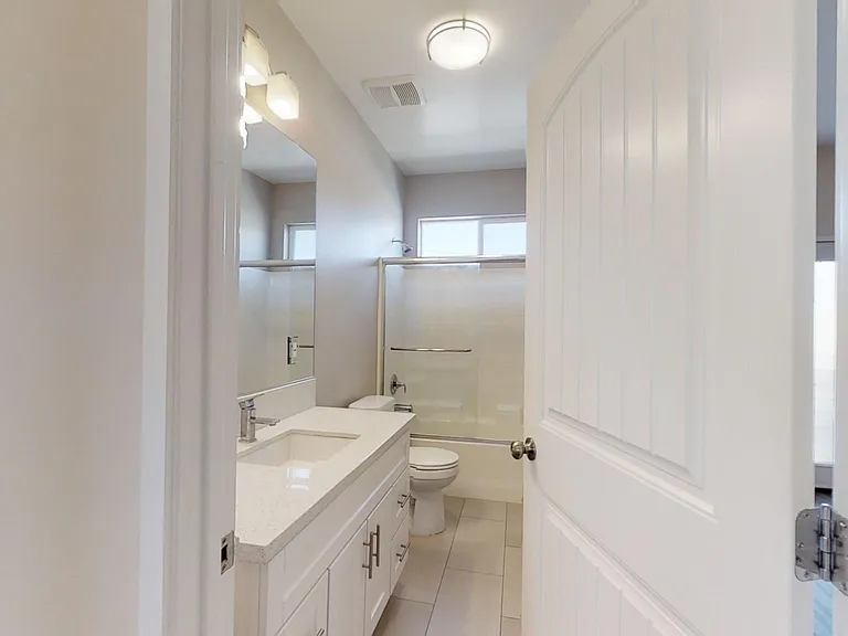 1203 W Gardena Blvd #C — Photo 10