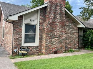 1937 E Lark St, Springfield, MO 65804