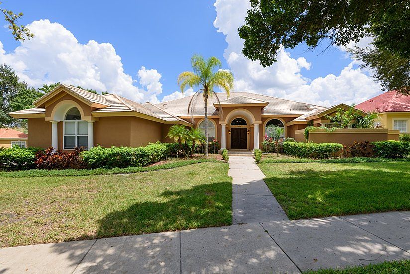 1st image of 2207 Kettle Dr