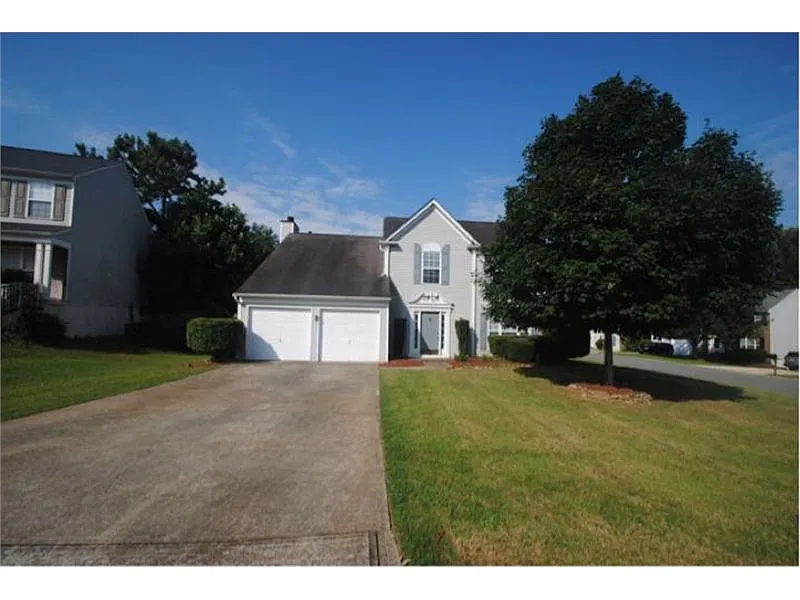 367 Darter Pt NW photo 1