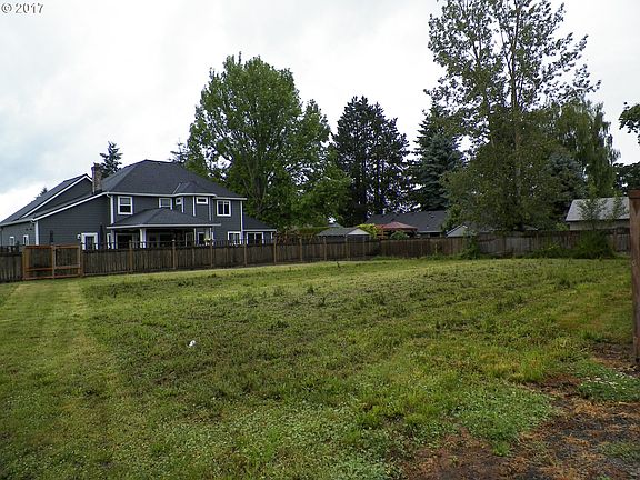 3rd image of 1125 NW 54th Cir