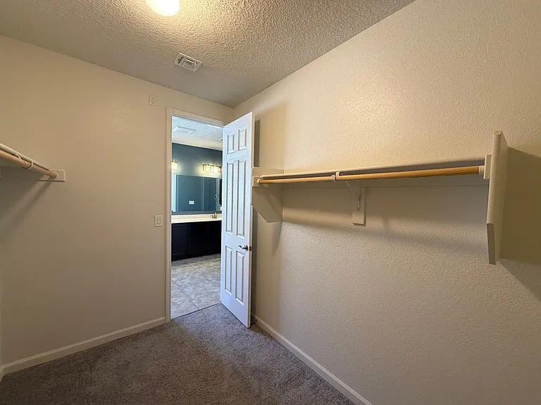 2861 Walsh Loop SE — Photo 27