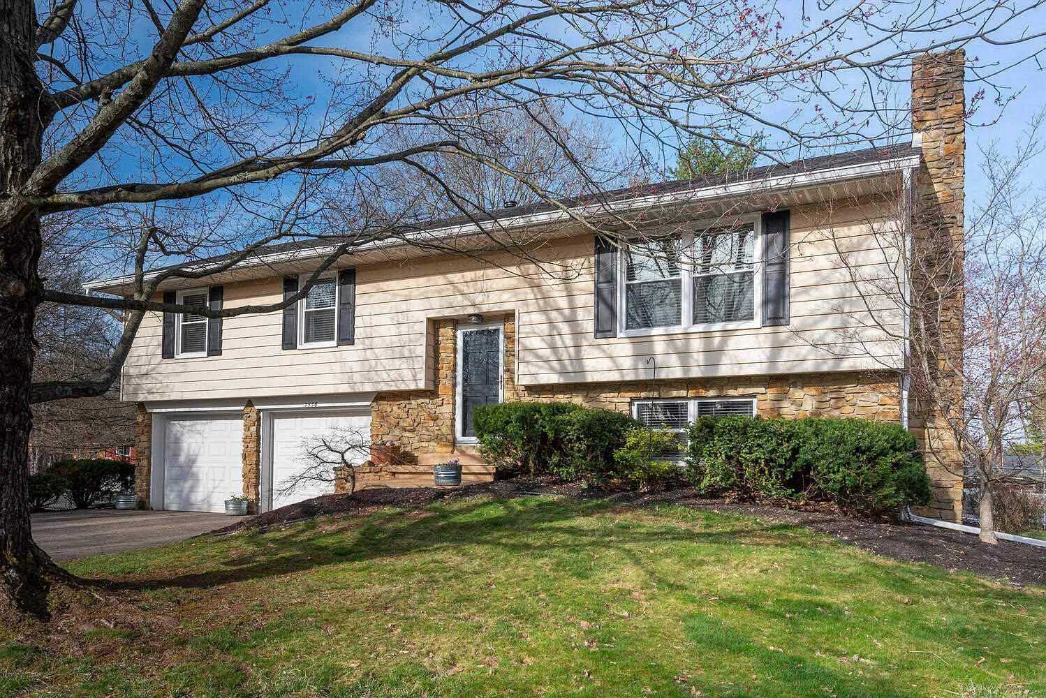 3538 S Roxbury Cir photo 1