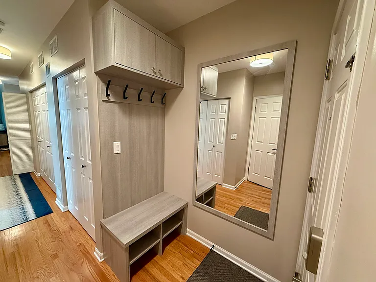 5678 W Higgins Ave #2E — Photo 8
