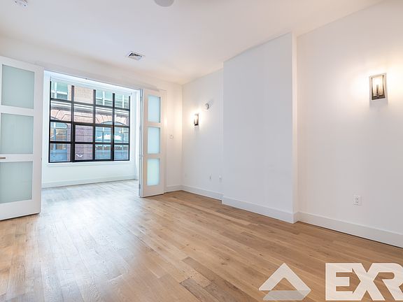 2nd image of 41-21 28th St #4GG