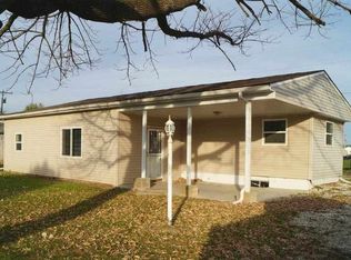 26155 N Youth Acres Rd, Canton, IL 61520