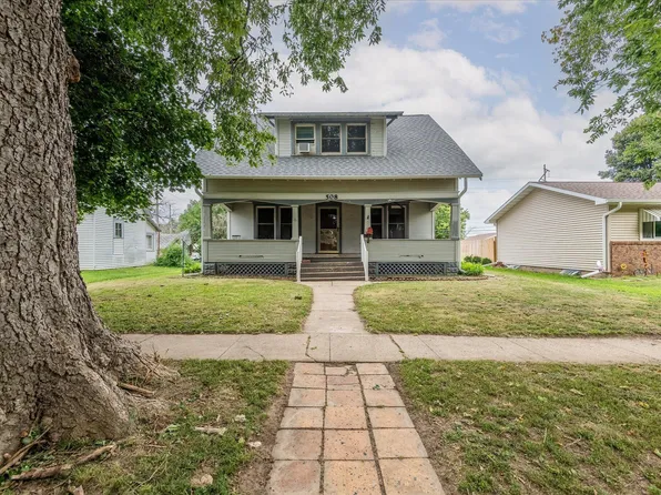 508 Ely St, Woodbine, IA 51579