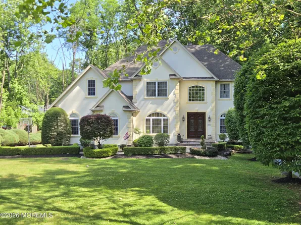112 Beacon Hill Road, Morganville, NJ 07751