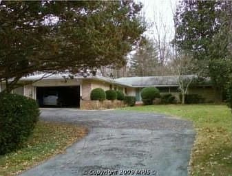 2nd image of 9301 Hollyoak Dr