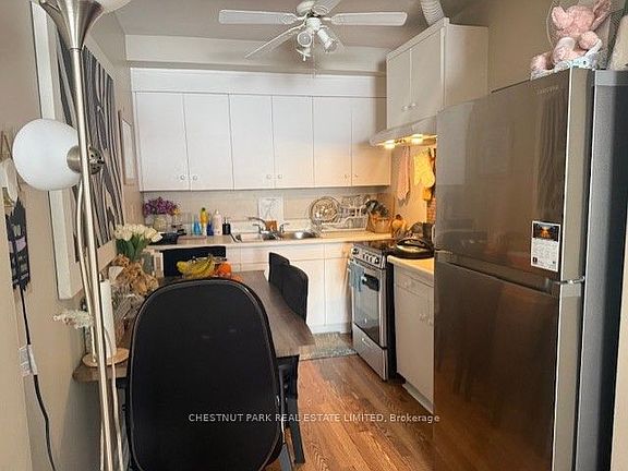 5th image of 757 Lawrence Ave W