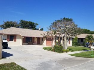 1237 La Costa Cir, Lantana, FL 33462