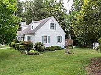 4th image of 3820 Cambria St