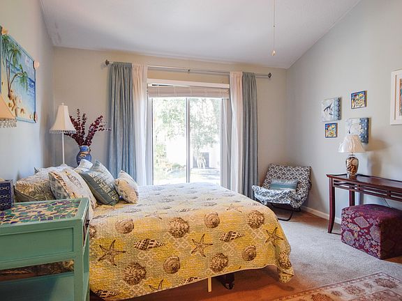 3rd image of 4742 Saint Marc Ct