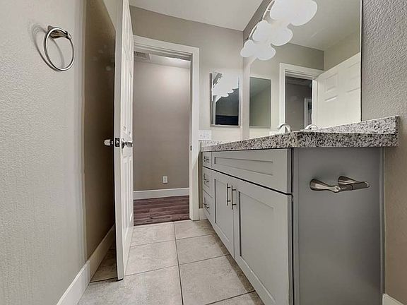 5th image of 1249 Pacific Terrace Dr