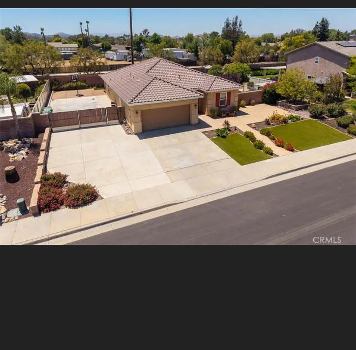 4 bed, 1740 sqft, $3,800 — Photo 3