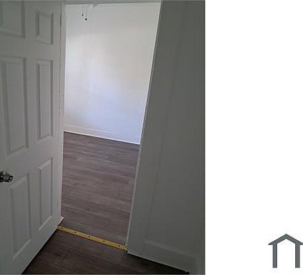 2nd image of 774 20th Ave S