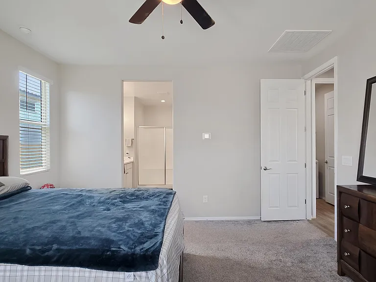 18572 W Cottontail Ln — Photo 23