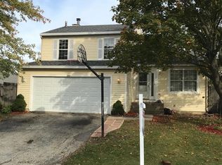 2014 Redwood Dr, Round Lake Beach, IL