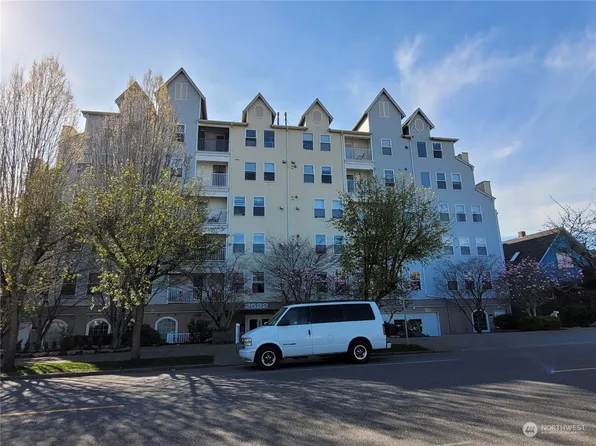 2522 Rucker Avenue #308, Everett, WA 98201