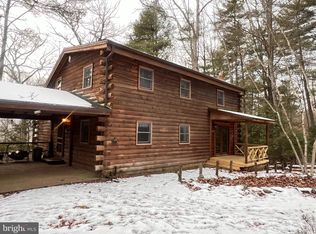 364 Mill Farm Trl, Berkeley Springs, WV 25411