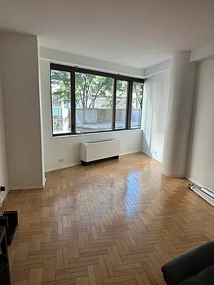 Rented by Aliya Global Realty Inc. | media 12