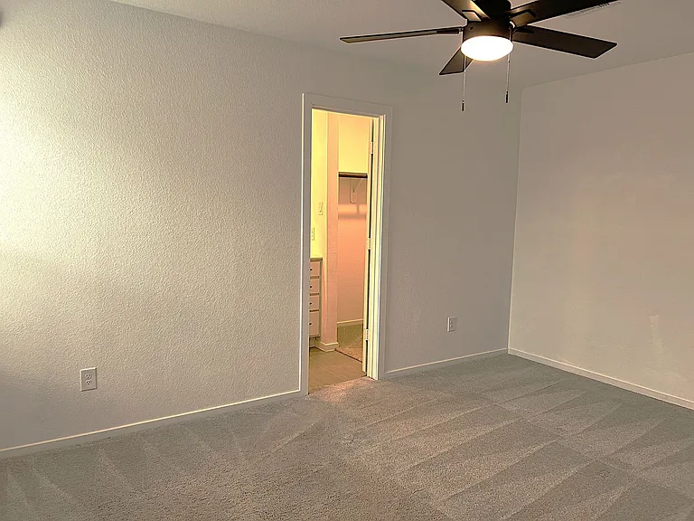 18210 Via Aurelia Dr — Photo 21