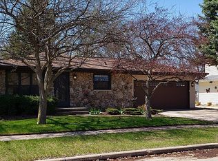 1033 S Fidelis St, Appleton, WI 54915