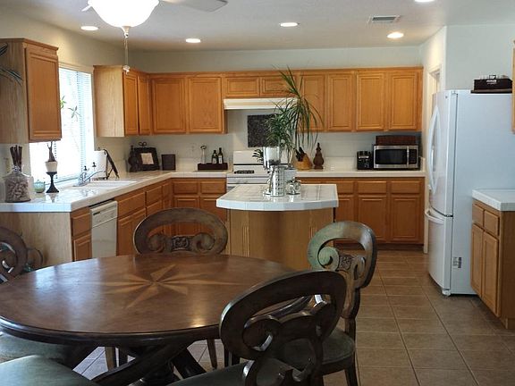 nook and kitchen