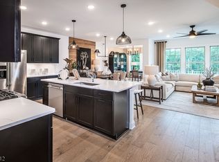 24 General Winds Way BLDG 5 #1, Denville Twp., NJ 07834