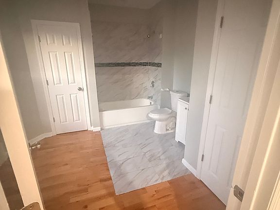 5th image of 740 Clinton Ave Floor 2