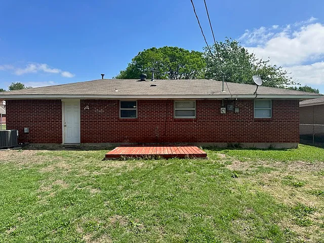 721 N Bristow Ave — Photo 14