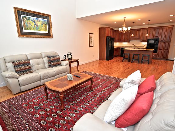 4th image of 61 Great Heron Ln #61