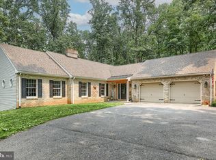 705 Yeager Rd, Wellsville, PA 17365